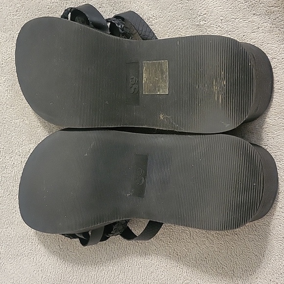SO Black Strappy Wedge Sandals Size 8 - Picture 2 of 4